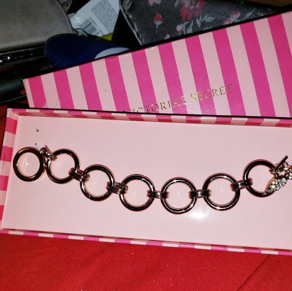 Victoria's secret toggle bracelet - Picture 2 of 3